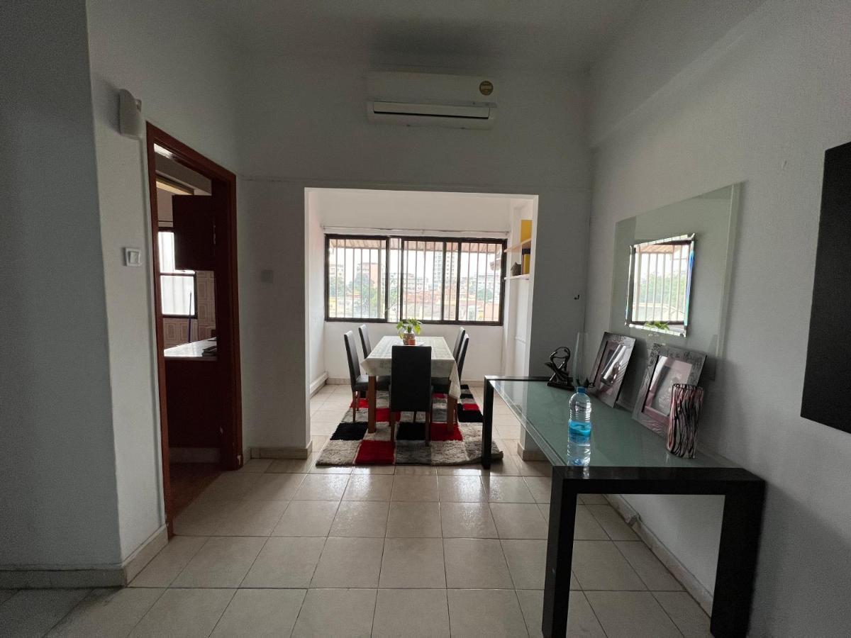 Africa Em Zona Comercial De Luanda Apartment Exterior photo