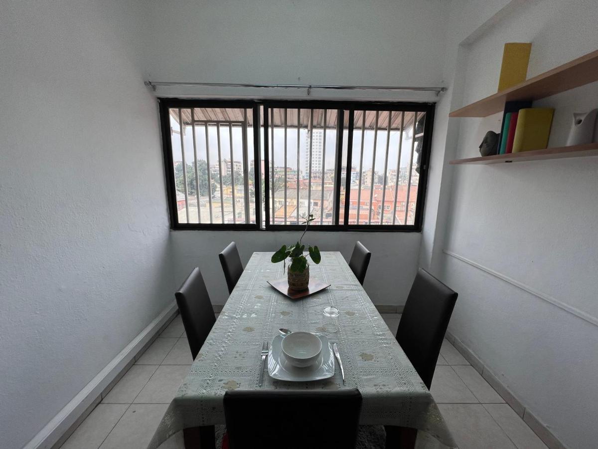 Africa Em Zona Comercial De Luanda Apartment Exterior photo